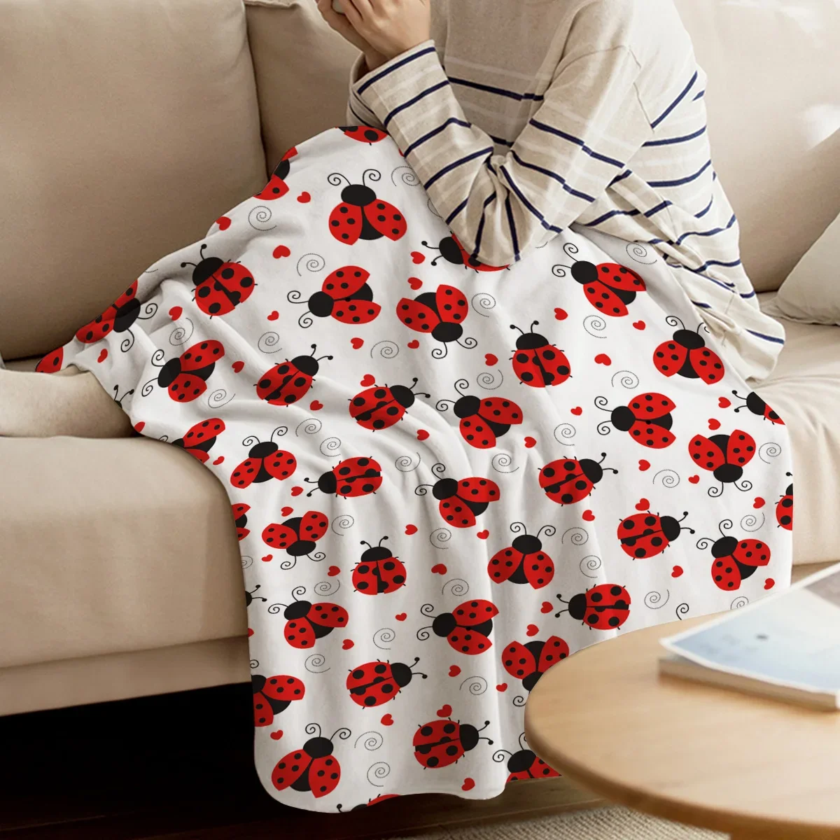 양털 담요 – 가볍고 매우 부드럽고 아늑한, 흰색 배경 - Home Textiles Super Soft 리뷰 및 가격